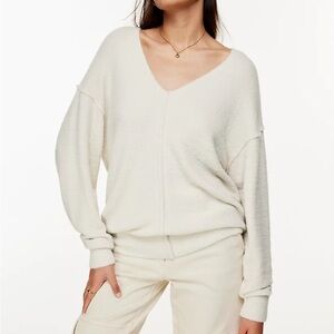 Aritzia Wilfred Free Beige Hush Knit V Neck Oversized Sweater Size Small